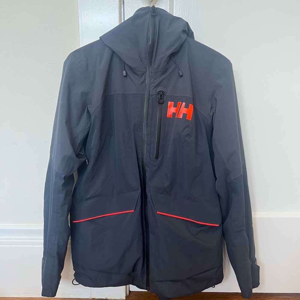 Helly Hansen Insulated Ski Jacket (very lightly worn!)